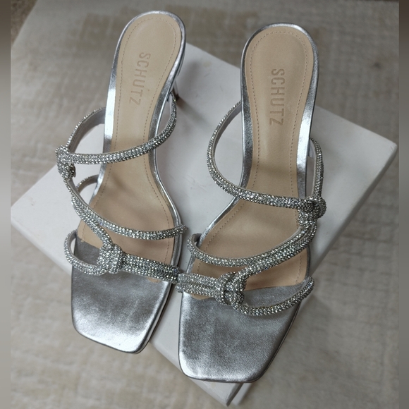 Schutz Women's Lauryn Cristal Metallic Sandal 9B - Picture 2 of 15